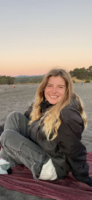 julia V. - Kiddo Carer